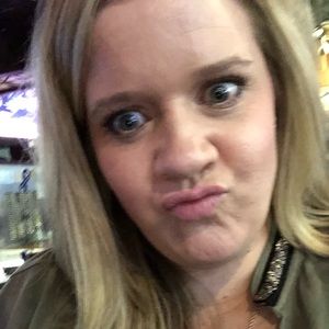 Meet your Posher, Whitney